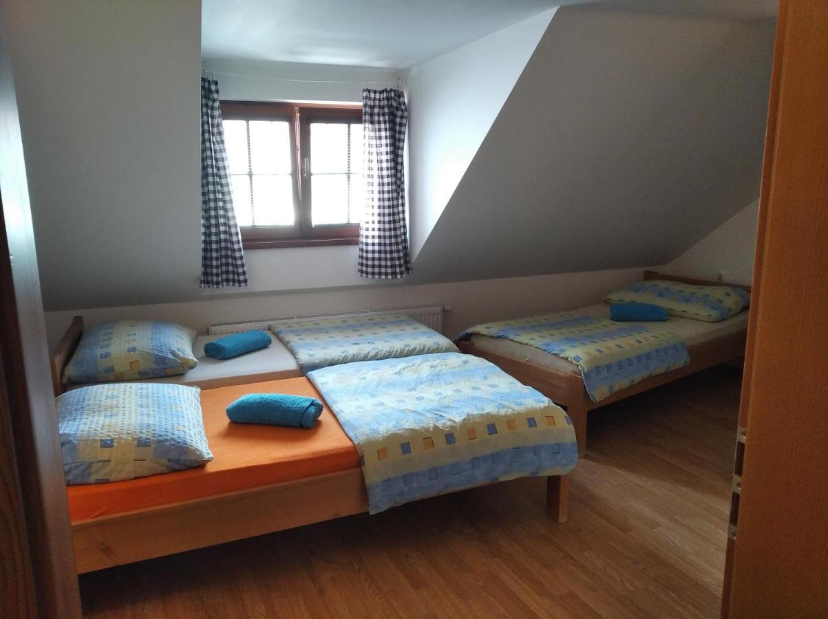 Apartman Alva 3 Mikulov Bagian luar foto