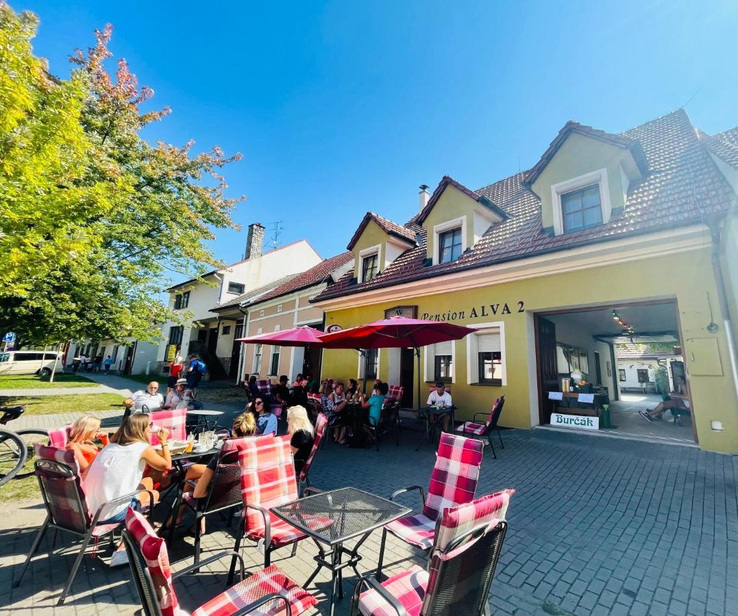 Apartman Alva 3 Mikulov Bagian luar foto