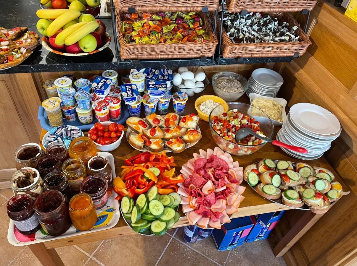Apartman Alva 3 Mikulov Bagian luar foto